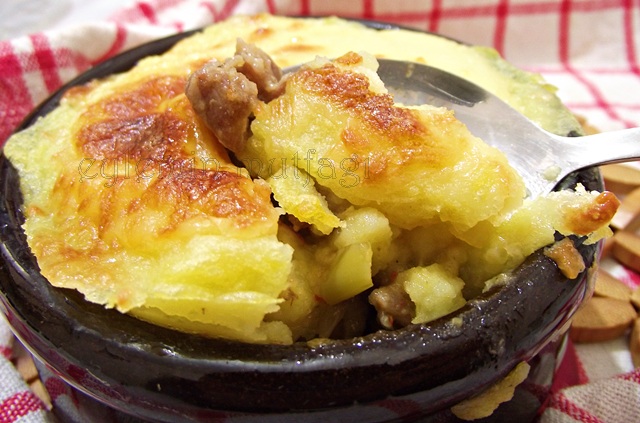 Eylemin mutfagi GÜVEÇTE PATATES PÜRELİ SOTE