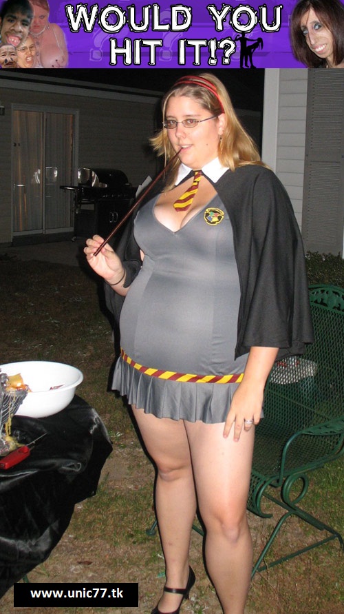 http://4.bp.blogspot.com/_YyXZ9LFygq0/TO8qTHUOLHI/AAAAAAAADVE/A6fsKK8XgiE/s1600/112510-wyhi-harry-potter.jpg