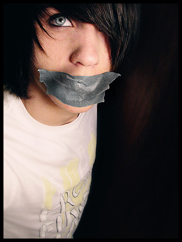 SPEAK_NO_EVIL__by_saturdayx.jpg
