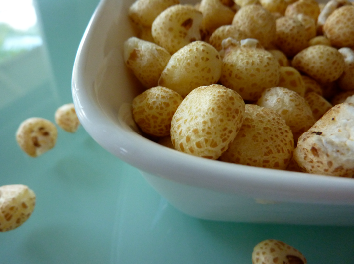 Milk 'N Cookiezzz Baked Puffed Corn Cereal