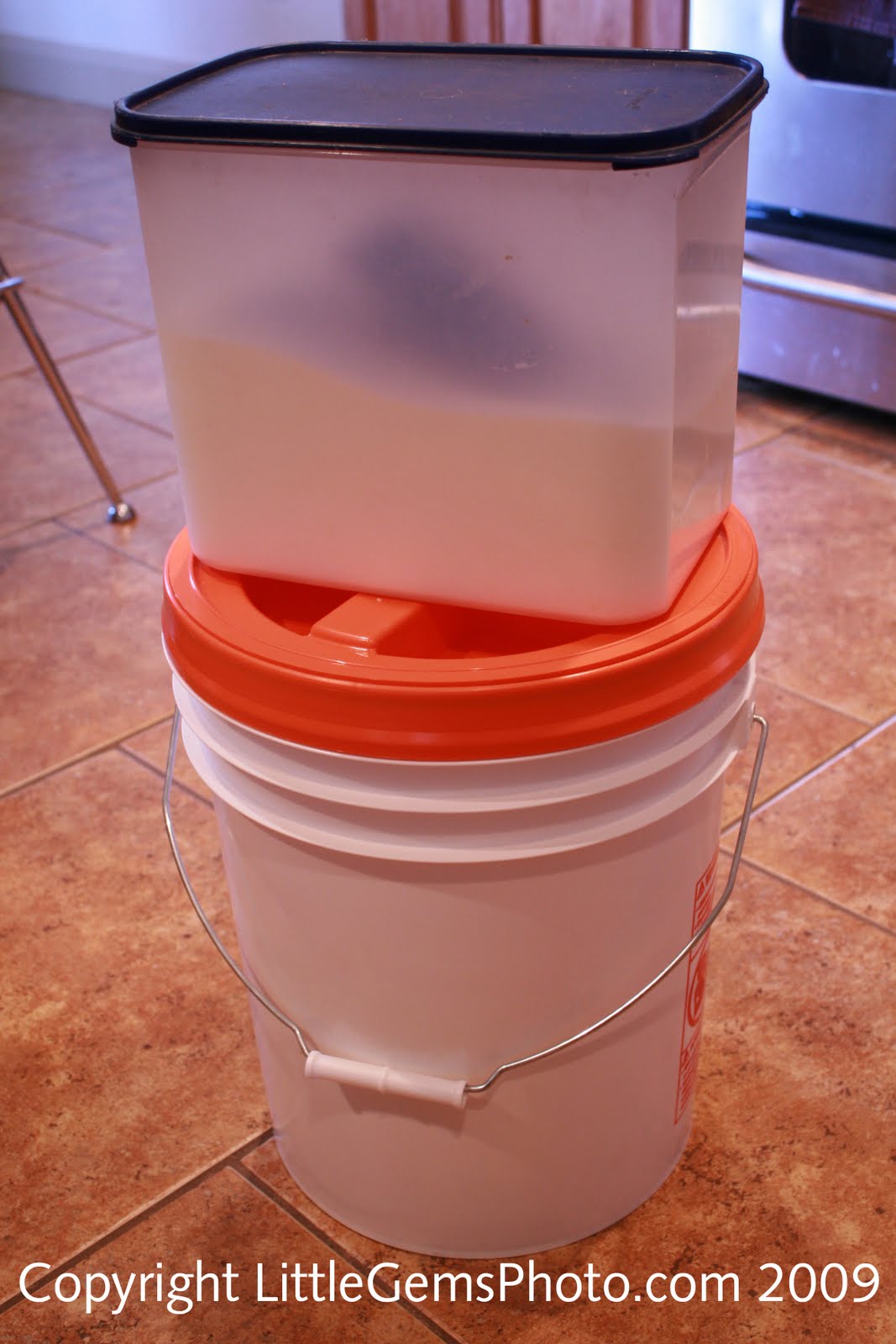 [snickerdoodles_flour_sugar_storage.jpg]