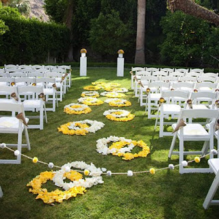 Rings ceremony aisle decor