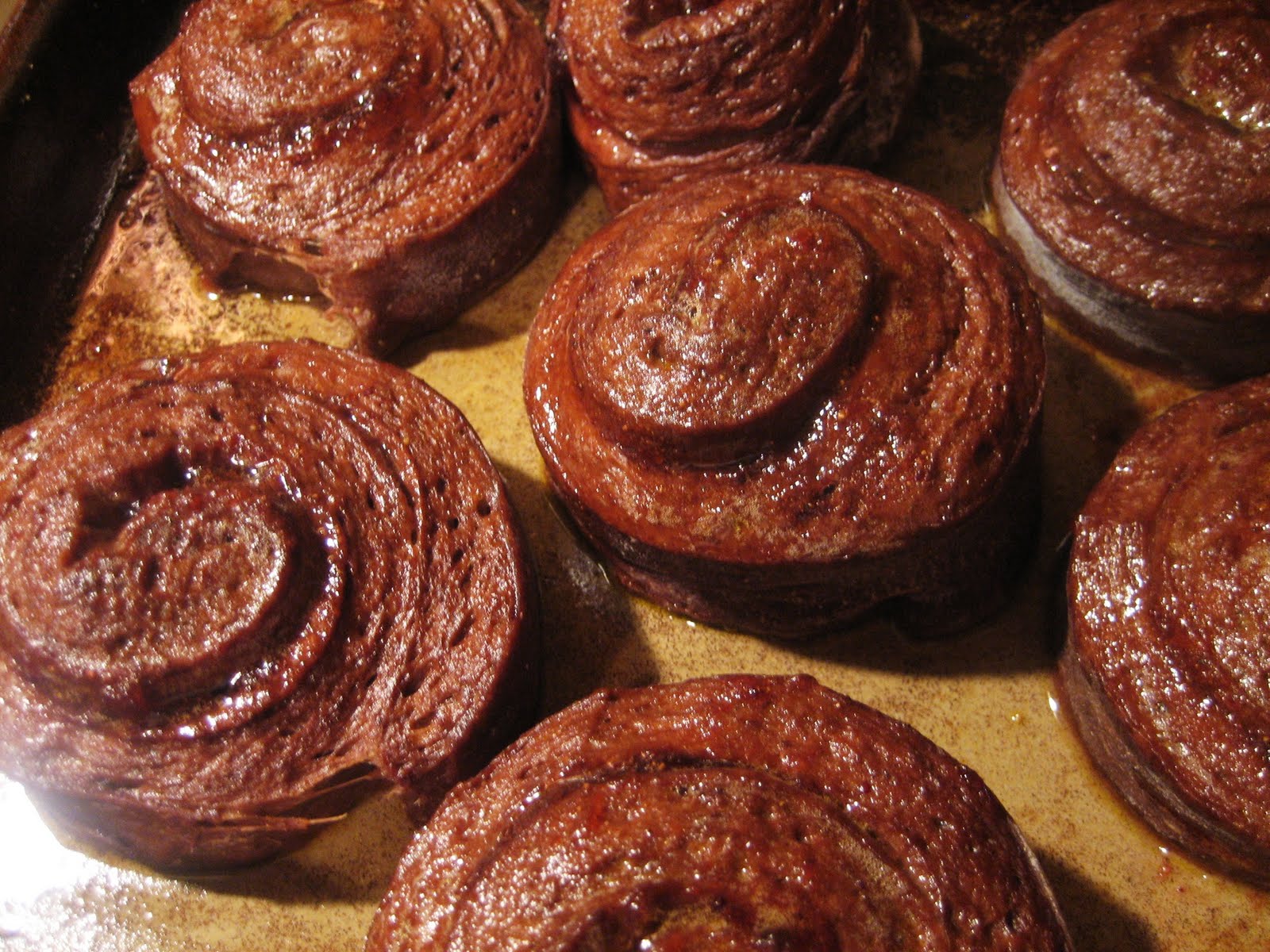 [chocolatesourdoughrolls+001.JPG]