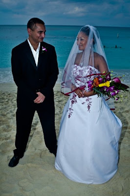 International Flavour to this Cayman Islands beach wedding - image 4 International Flavour to this Cayman Islands beach wedding - image 4