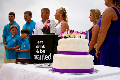 Showers didn't stop this Cayman Island Wedding - image 1 Showers didn't stop this Cayman Island Wedding - image 1