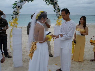 Filipino Beach Wedding at Westin, Grand Cayman - image 3 Filipino Beach Wedding at Westin, Grand Cayman - image 3