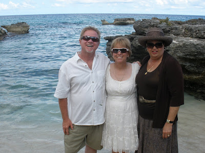 Simple Cayman Beach Wedding for Cruise Ship passengers - image 3 Simple Cayman Beach Wedding for Cruise Ship passengers - image 3
