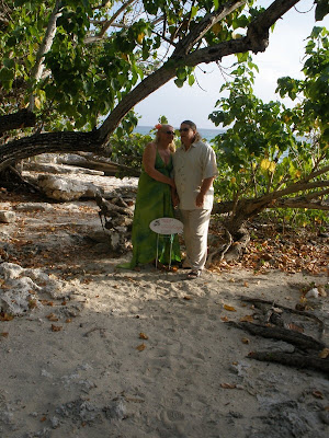 Simple Cayman Beach Wedding - image 3 Simple Cayman Beach Wedding - image 3