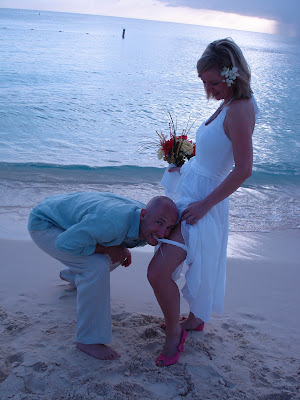 Cayman Island Wedding has a Facebook connection - image 2 Cayman Island Wedding has a Facebook connection - image 2
