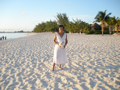 Encore Wedding, Seven Mile Beach, Grand Cayman - image 1 Encore Wedding, Seven Mile Beach, Grand Cayman - image 1
