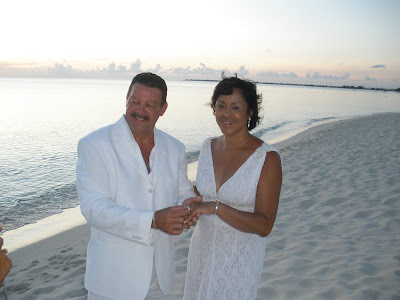Encore Wedding, Seven Mile Beach, Grand Cayman - image 2 Encore Wedding, Seven Mile Beach, Grand Cayman - image 2