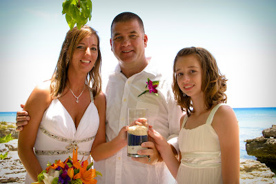 West Virginia Cruisers Enjoy Cayman Beach Wedding - image 2 West Virginia Cruisers Enjoy Cayman Beach Wedding - image 2