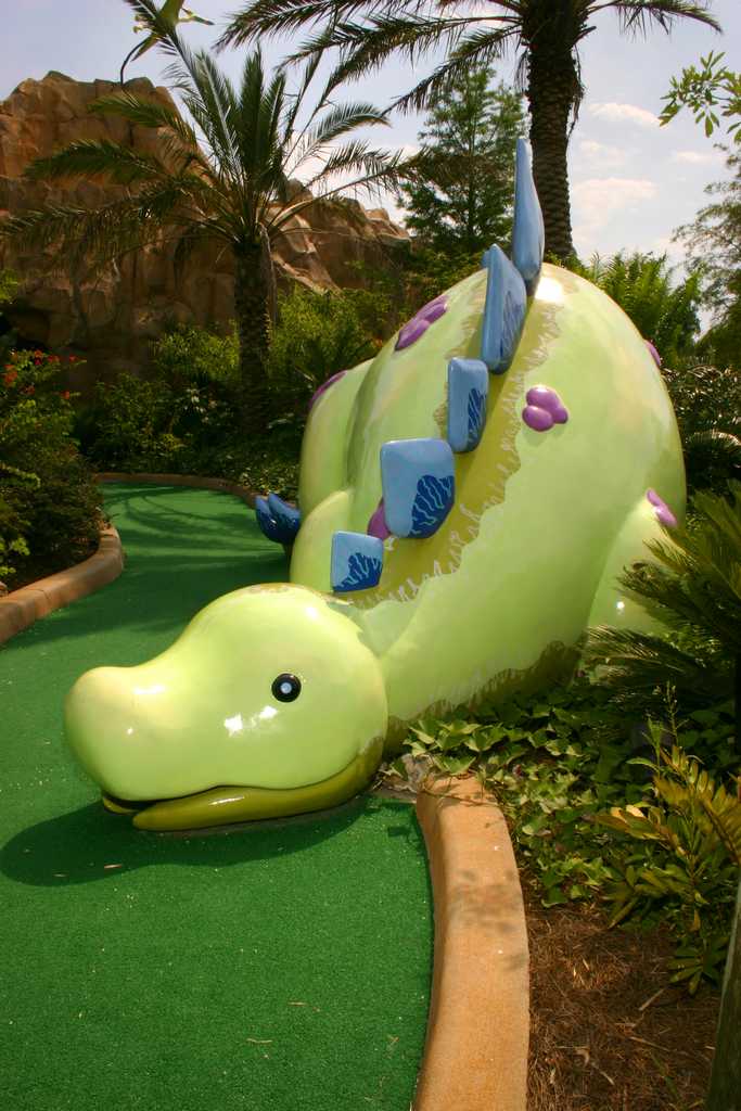 Dino Golf