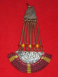 Pectoral  Cobre, Macramé y Chaquiras  de vidrio (5)