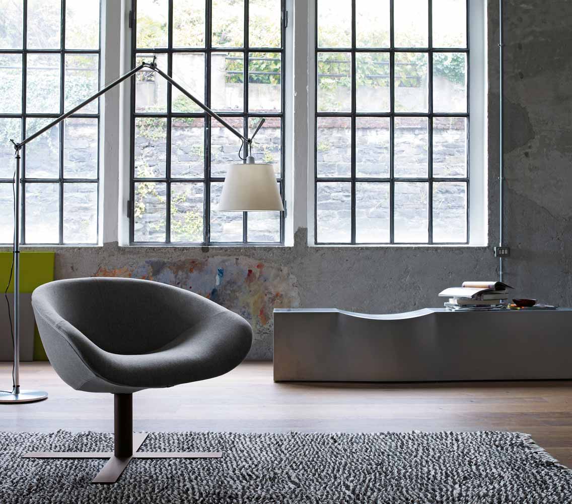 http://4.bp.blogspot.com/_ZFp-16jmcF0/TG5D4fsSb0I/AAAAAAAAAW0/QalouCMiEJ4/s1600/Artemide+Tolomeo+Terra.jpg