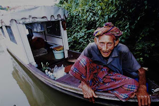 Grandpa Yen houseboat ปู่เย็น