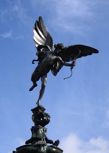 angel statue london