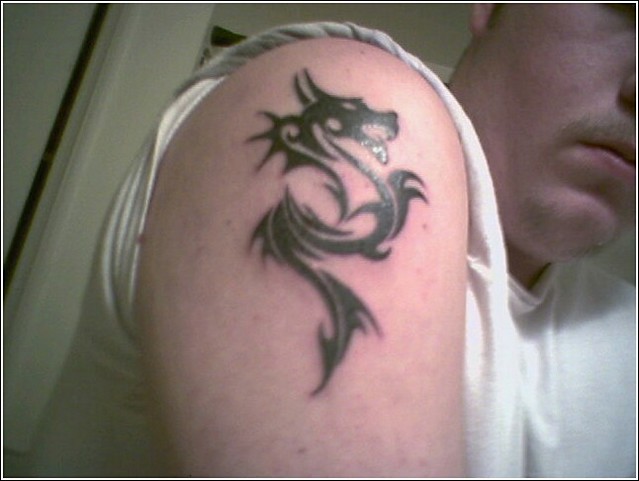 tribal tattoo dragon tatto arm upper tattoo