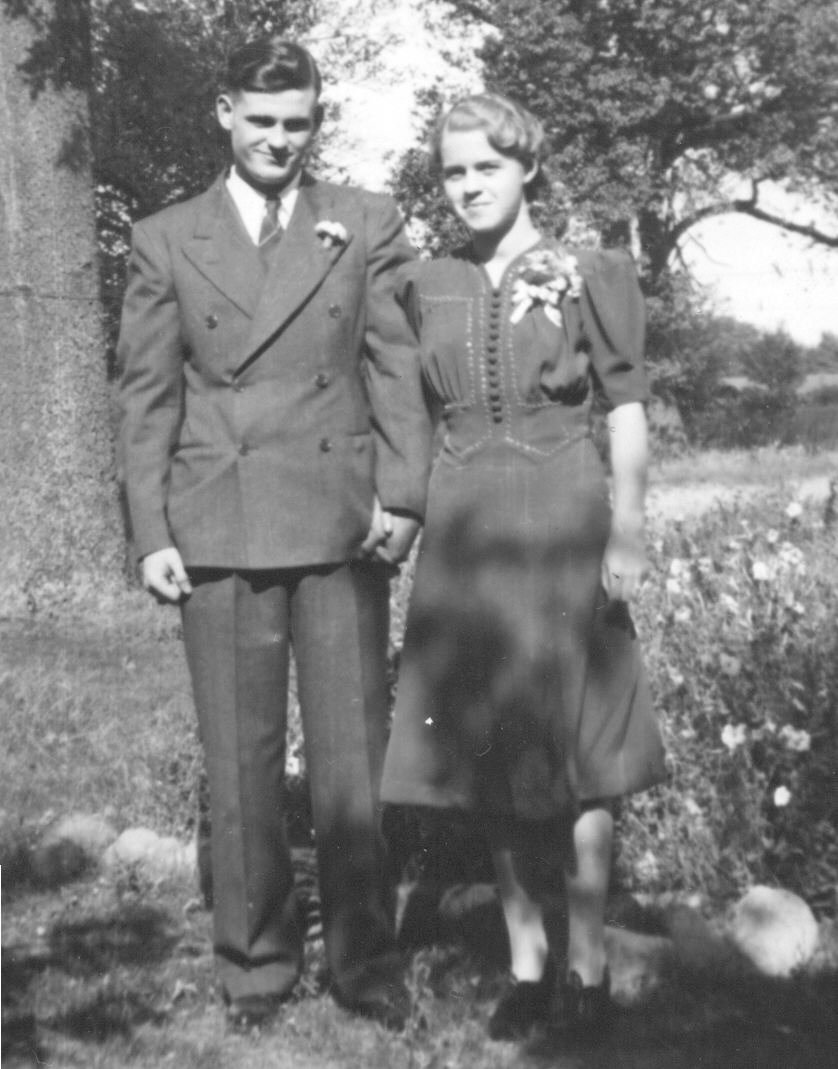 [LeRoy+Mary+1939.jpg]