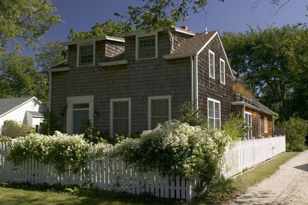 The Laurel Hedge Sag Harbor Cottage