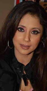 Urmila Matondkar walks ramp in bridal attire Urmila Matondkar walks ramp in bridal attire