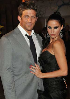Katie Price, Alex Reid jet off to Indian Ocean to save marriage Katie Price, Alex Reid jet off to Indian Ocean to save marriage