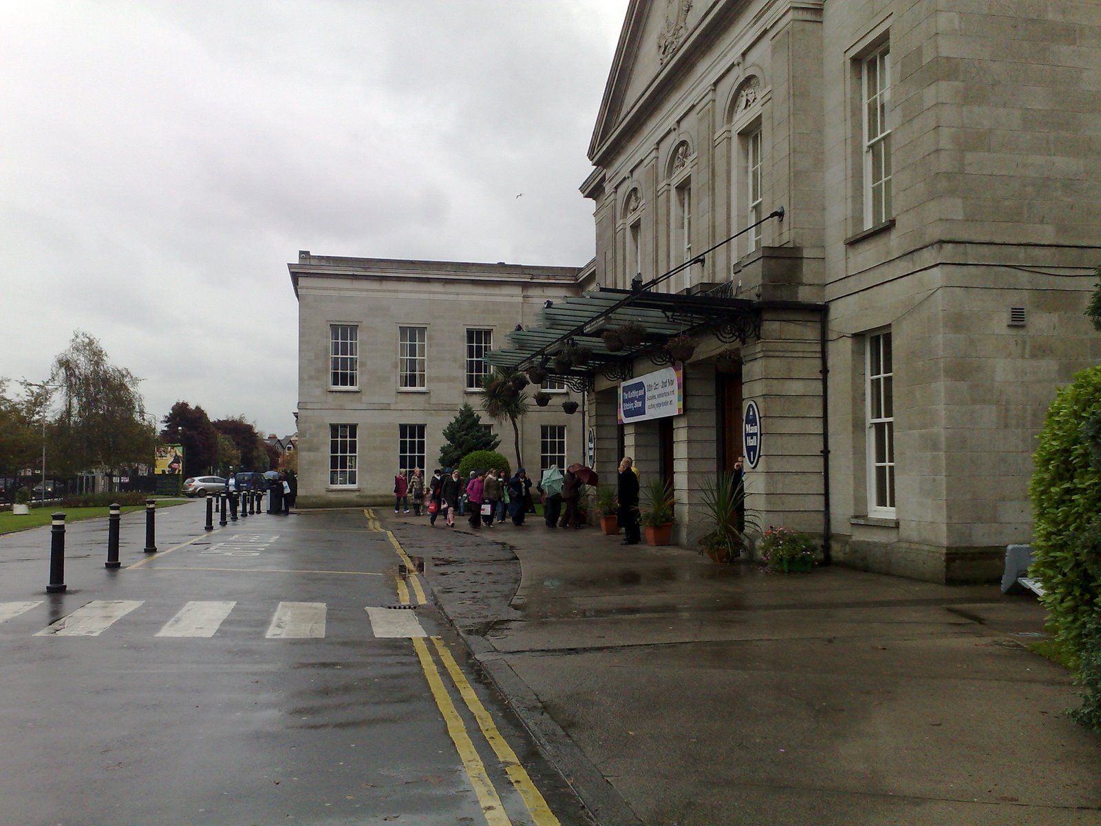 [rainy+day+in+Dublin.JPG]