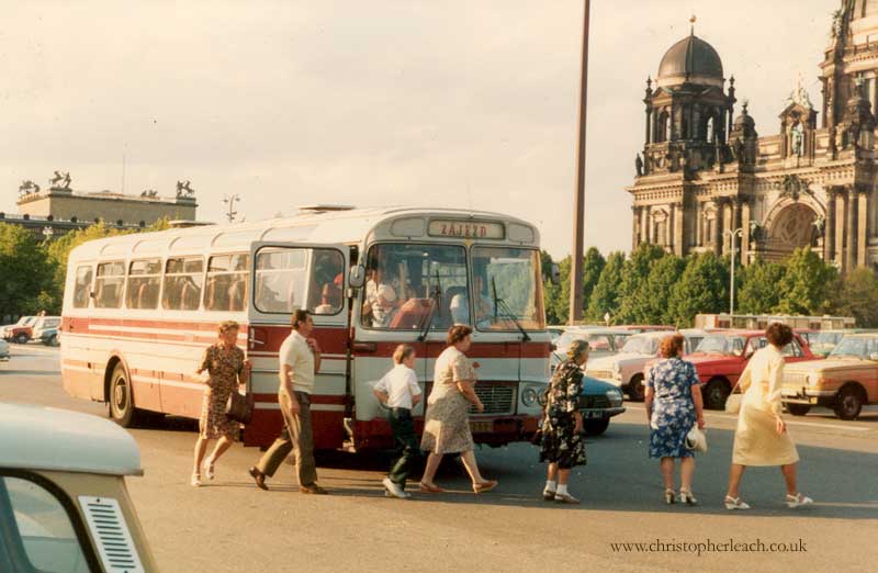 [Skoda-Coach.EastBerlin.jpg]