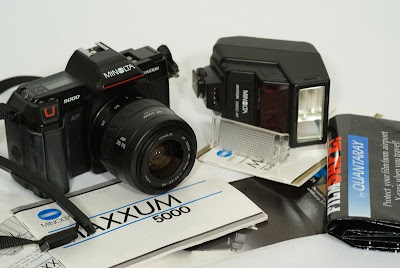 Alpha Maxxum: Minolta maxxum AF 5000 camera w/ minolta 35-70mm zoom and