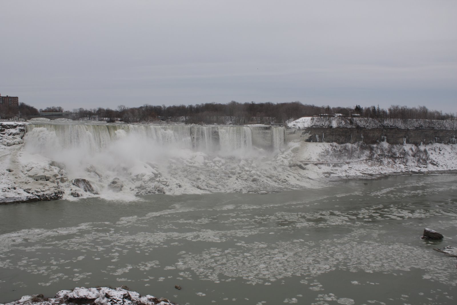 [Niagara+Falls+078.JPG]