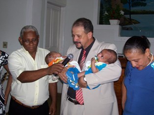 [ROL+DE+BEBES+2.jpg]