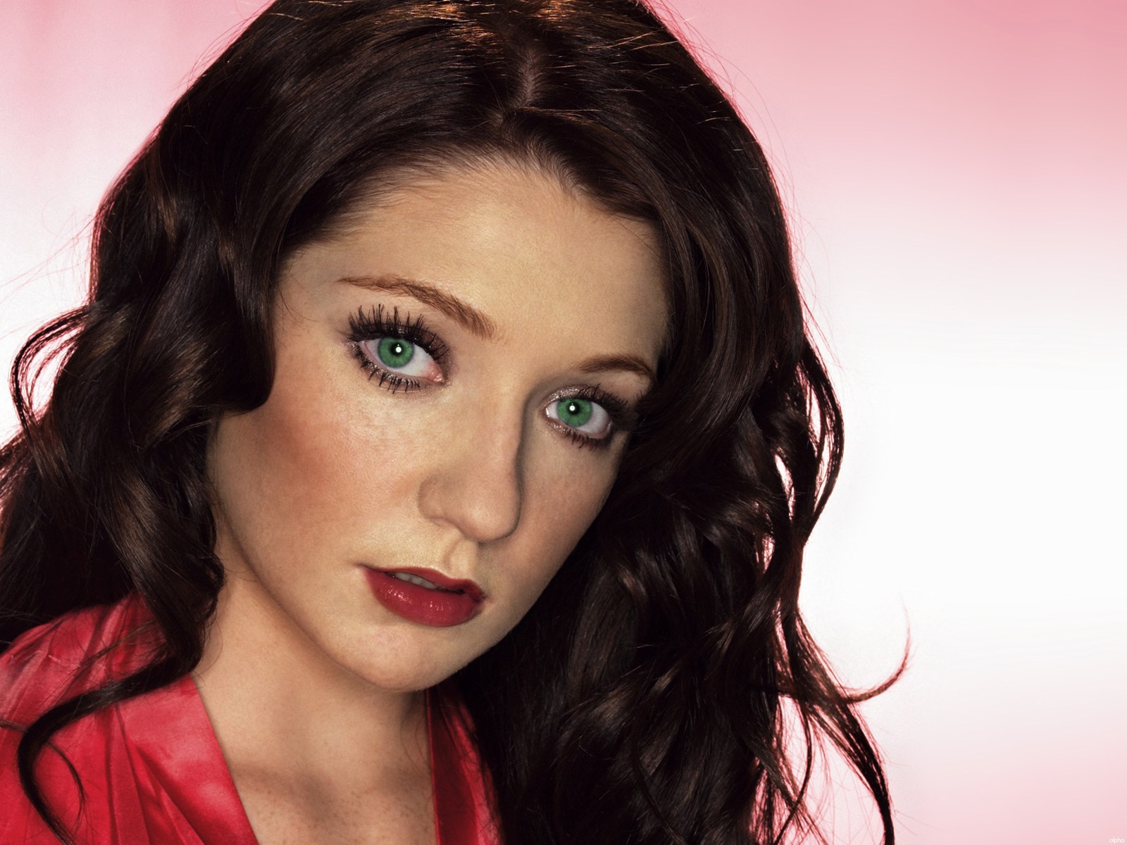 Alpha Wallpapers: Nicola Roberts