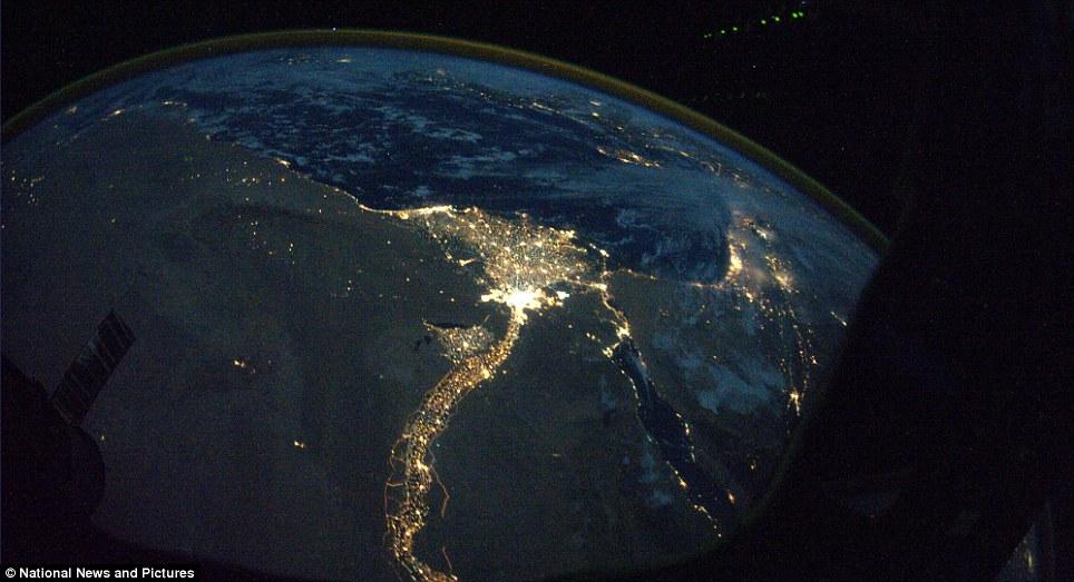 IMAGEN TIERRA DESDE ESPACIO imagen tierra desde espacio: