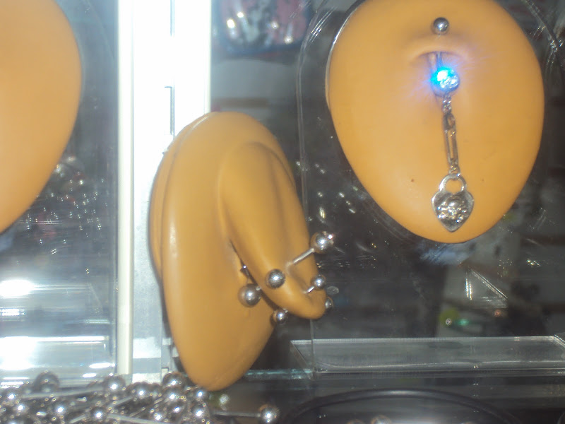 RIESGOS AL PONERSE UN PIERCING. title=