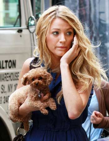 BLAKE LIVELY SAY'S SHES NOT SCANDALOUS