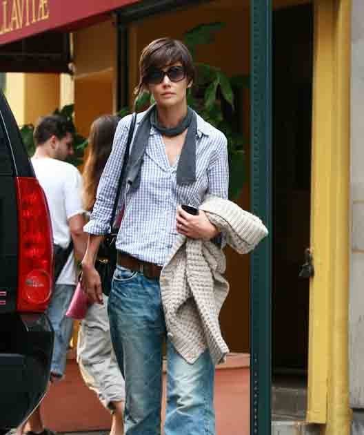 KATIE HOLMES REHEARSES FOR BROADWAY