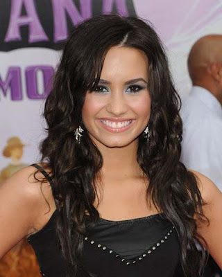 demi lovato hairstyles 2011. images hairstyles demi lovato