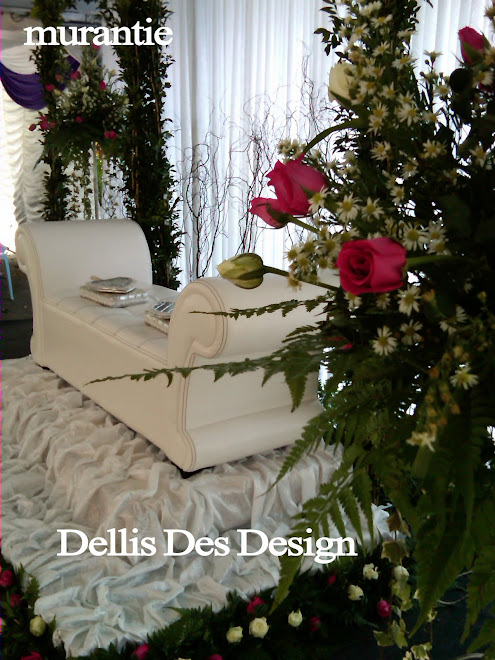 latest design fresh flower pelamin dellis 2010