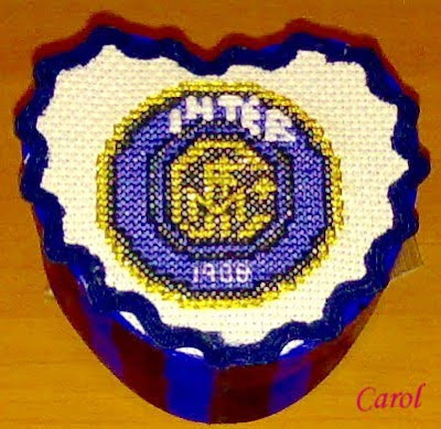 Schema punto croce stemma inter