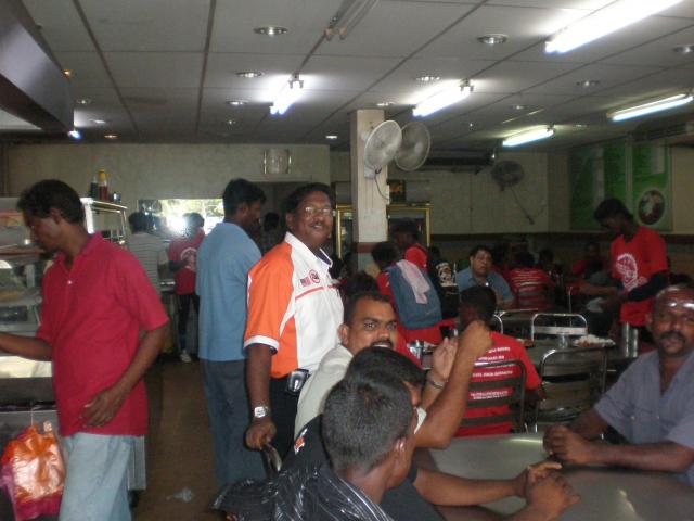 [PC100212.JPG]
