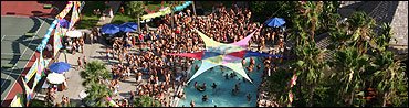 [pool_party.jpg]