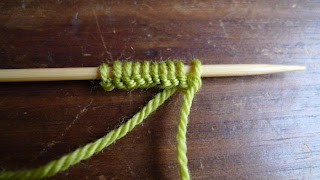 comment tricoter avec 3 aiguilles