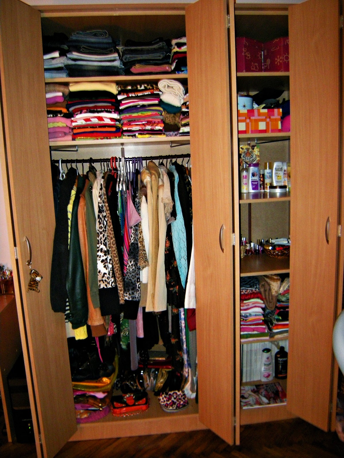 My dream closet!!!...and situation in mine!! GLAM FAB HAPPY