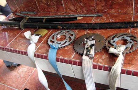 Kami Pelajar Cinta Tubir: Senjata-Senjata yang digunakan saat TAWURAN