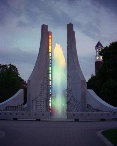 [fountain_dusk.jpg]