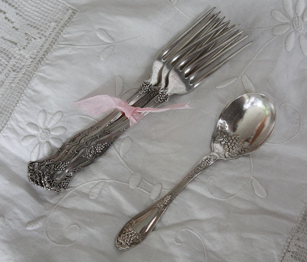 [silverware.jpg]
