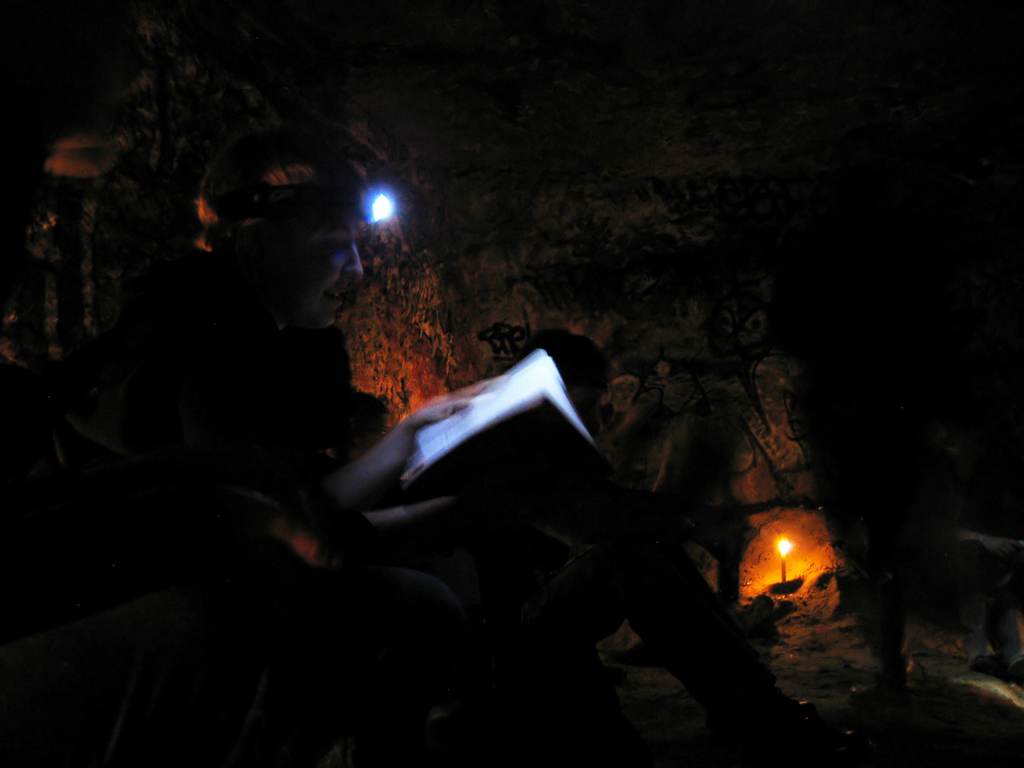 [Poetry+reading.jpg]