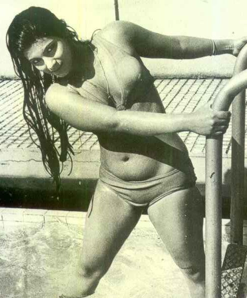 Dimple Kapadia Nude