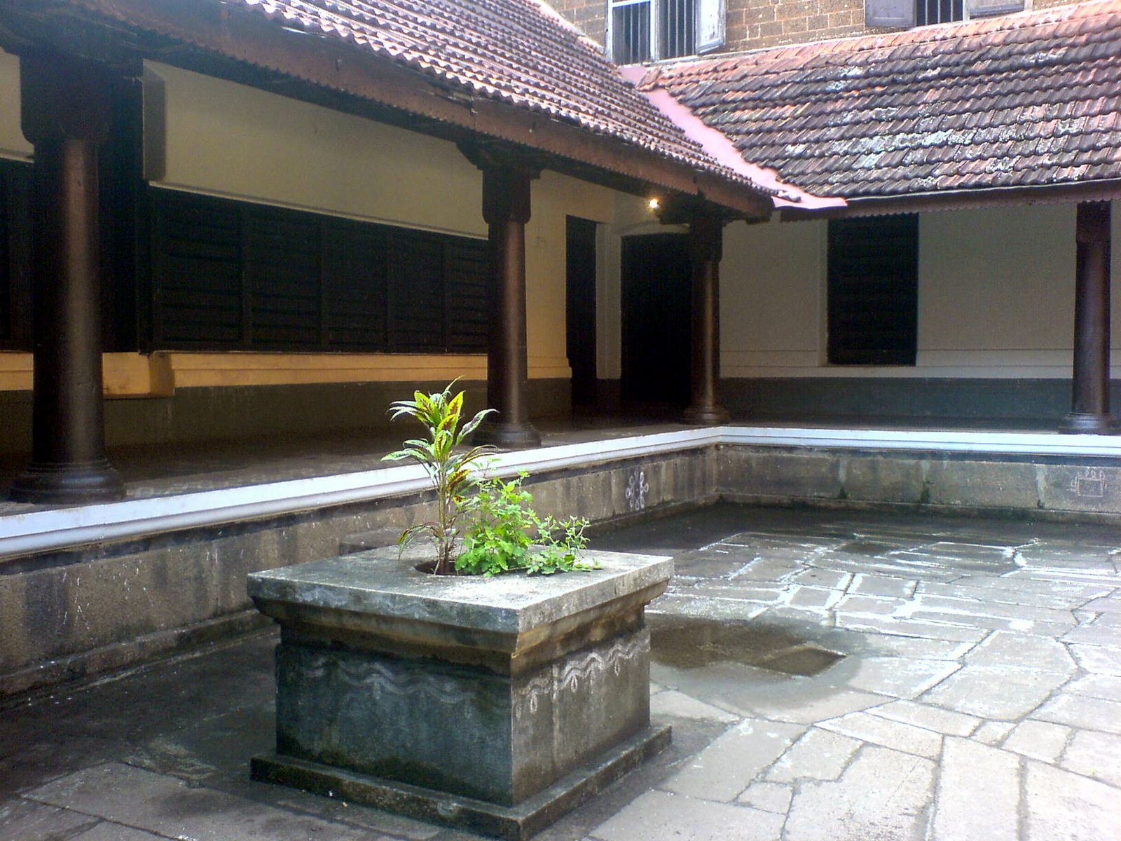 [illam+(20).JPG]