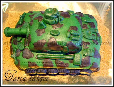 Felicidades chispa. Tarta+tanque+2